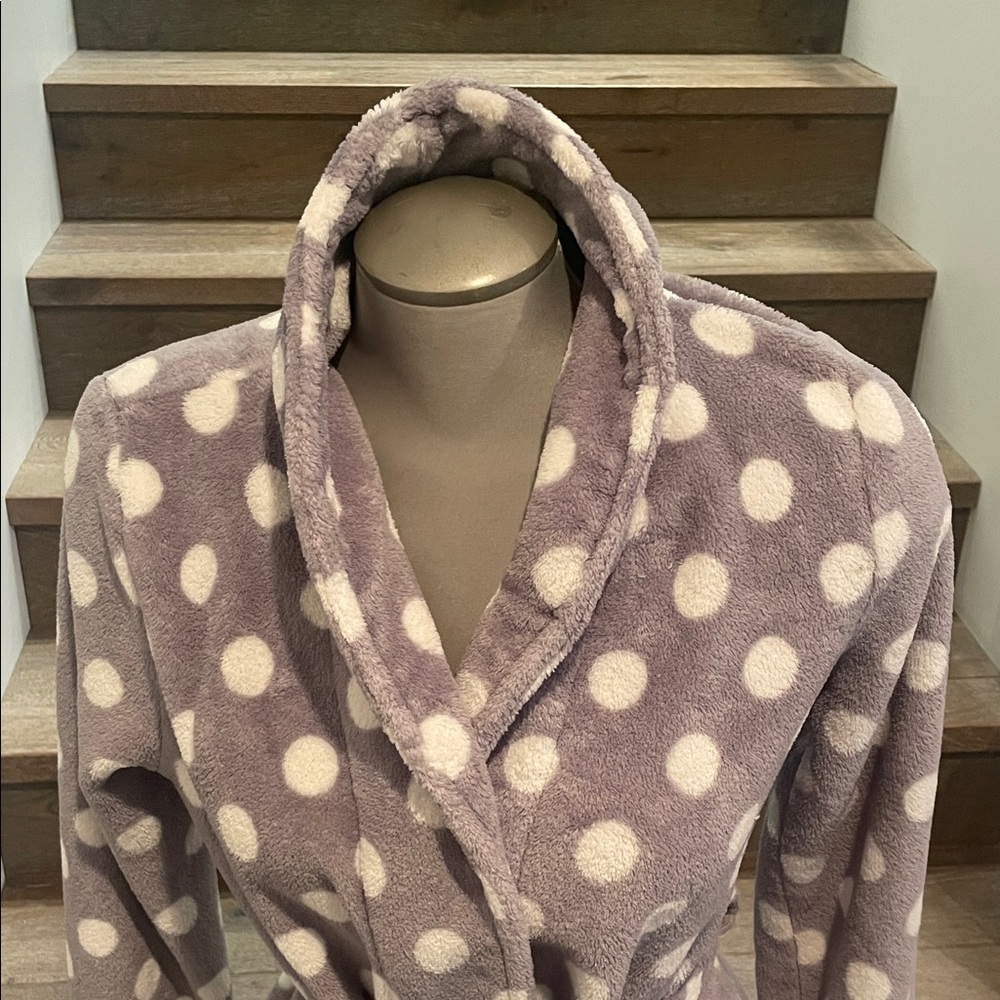 H&M Polka Dot Robe - Picture 2 of 5